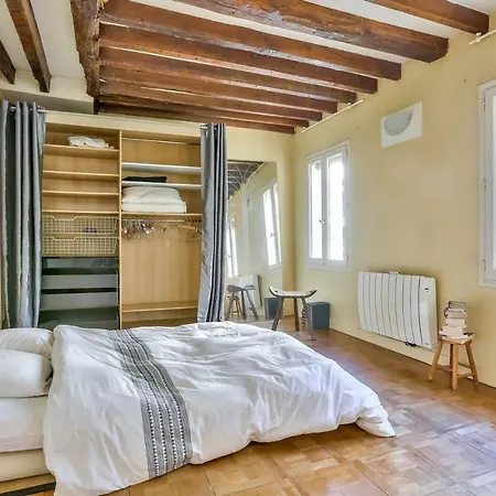New! Adorable House With Garden *paris 17* *